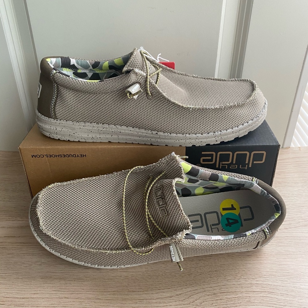 Brand New Hey Dude Slip on Shoes - Men 14 - Picture 4 of 10